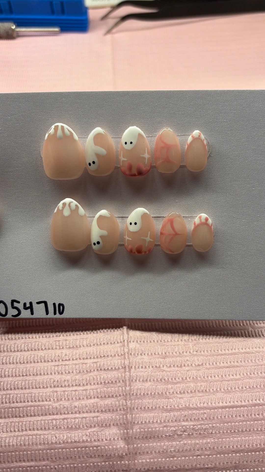 Pink Ghosties